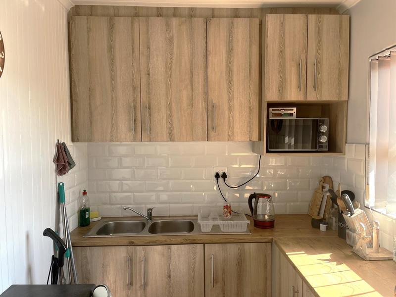1 Bedroom Property for Sale in Hartenbos Central Western Cape